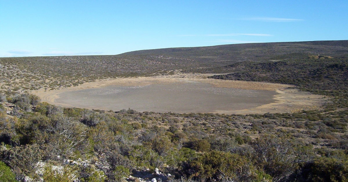 Cráteres de la Bajada del Diablo el curioso atractivo turístico que se