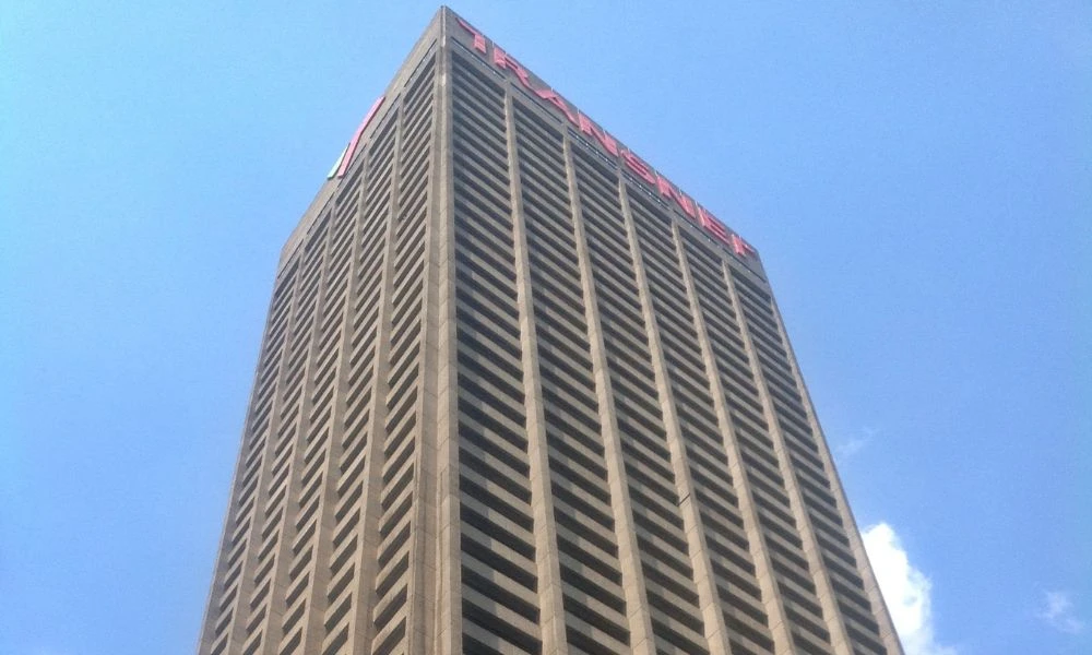 Fachada del edificio Carlton Centre.