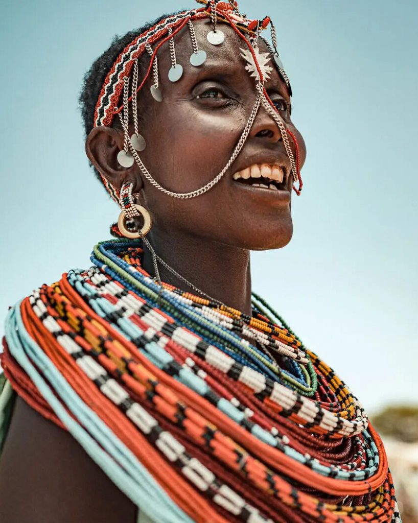 La “kanga” es la vestimenta más tradicional de Kenia utilizada por las  mujeres - Billiken