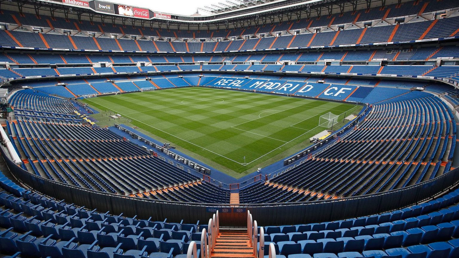 El Santiago Bernabéu Es El único Estadio Del Mundo Donde Se Jugaron ...