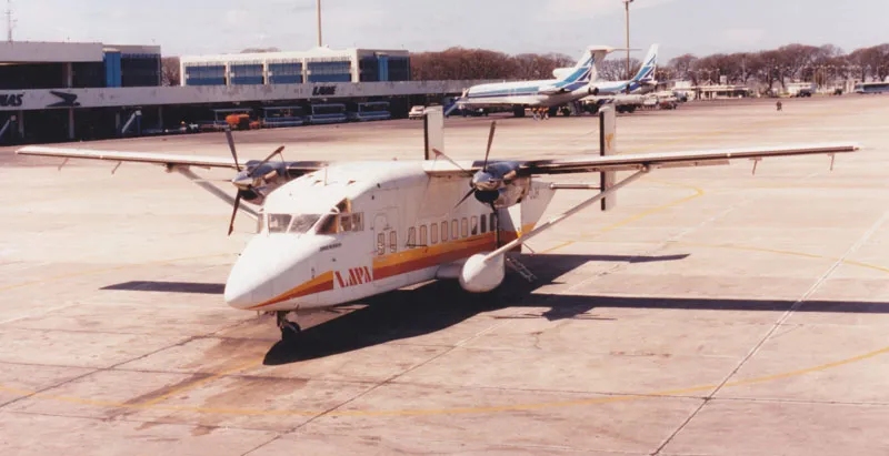 Avión de LAPA.