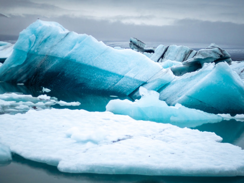 Iceberg similar al que se desprendió en la Antártida. 