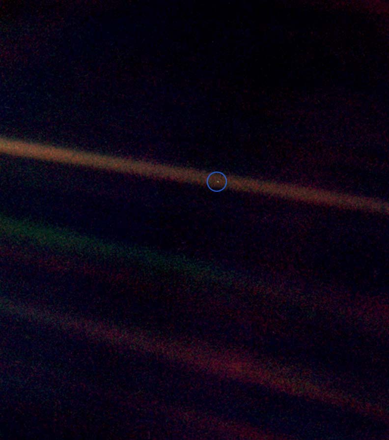 Foto de la Tierra tomada por la nave espacial más alejada del planeta. 