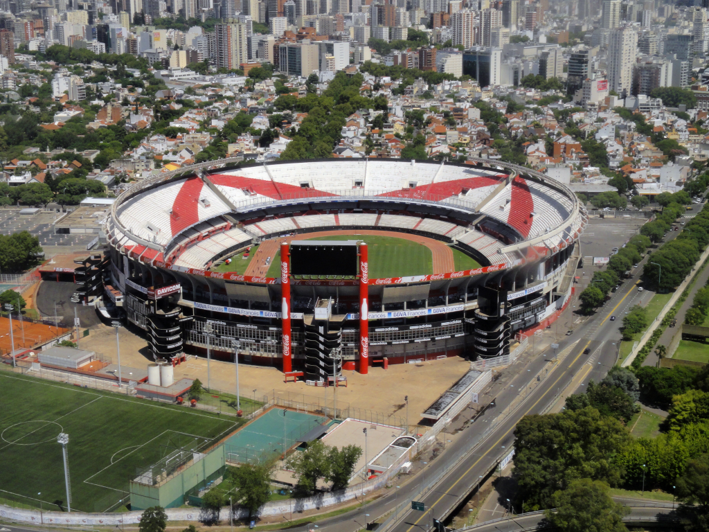 Estadio Monumental, posible sede para el Mundial 2030