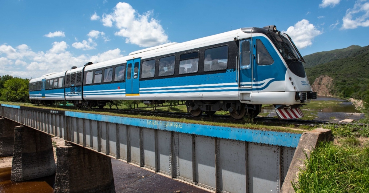 ¿Sabías que en Córdoba hay un tren que atraviesa las sierras? Billiken