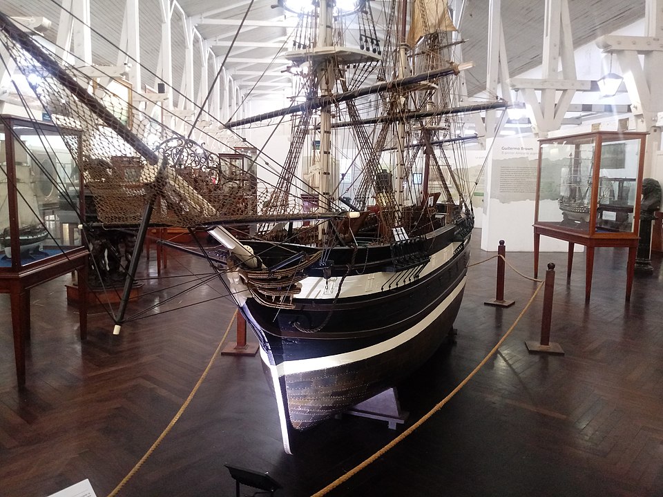 Modelo a escala de la fragata 25 de Mayo (1826) del Museo Naval de la Nación.