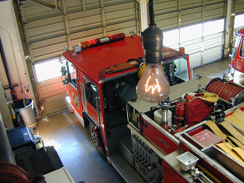 Centennial Light en la estación de bomberos de Estados Unidos. 