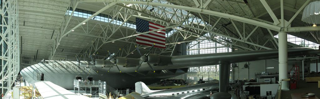 Museo “Evergreen Aviation & Space Museum” donde se encuentra el Hughes H-4 Hércules.