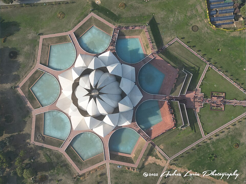 Vista aérea del Templo del Loto de India. 