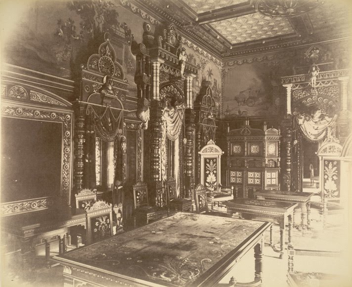 Interior del palacio Lakshmi Vilas en 1890.