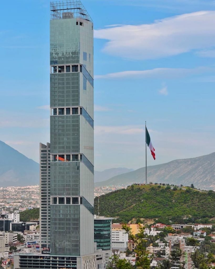 Paisajes que rodean al edificio más alto de Latinoamérica. 