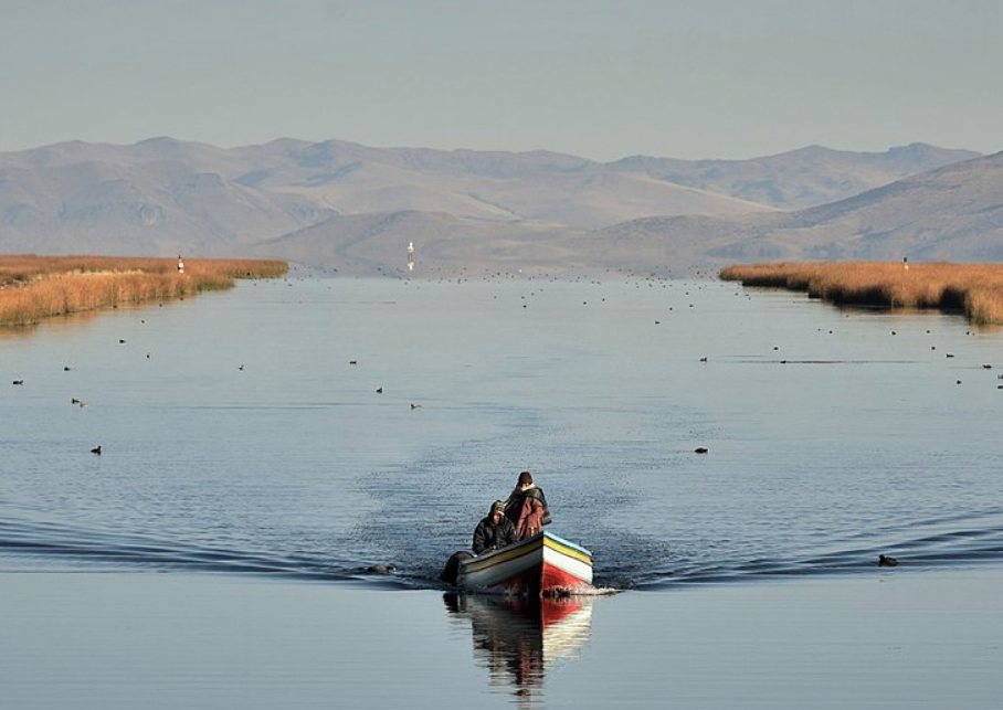lago mas grande de bolivia