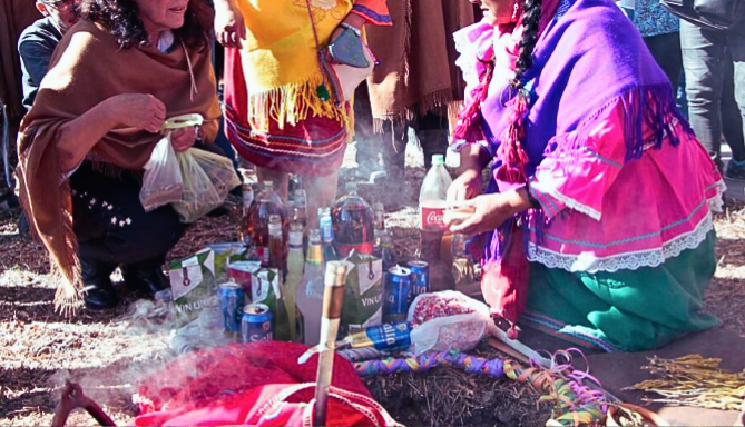 festejo ceremonia tradicional en jujuy norte de argentina