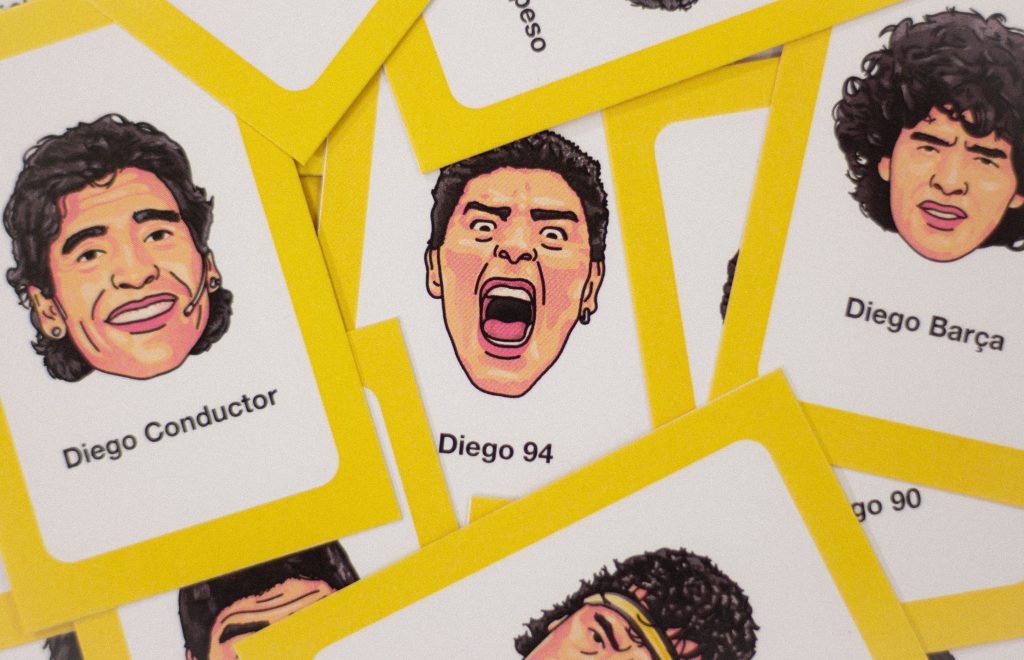 cartas del juego de mesa de Maradona en formato Guess Who (Adivina Quién)