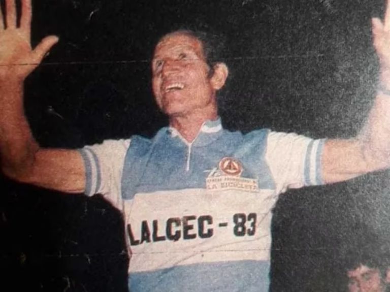 Remigio Saavedra, luego de una competencia - Día Nacional del Ciclista.