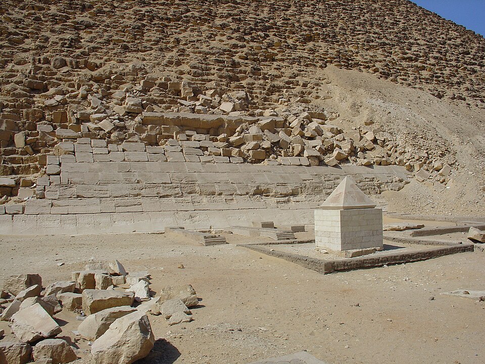 Piramidón de la Pirámide Roja de Egipto. 