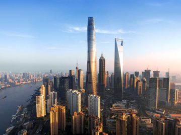 La torre más alta de China, Torre de Shanghai, junto a las otras dos que están en el ex predio de golf.