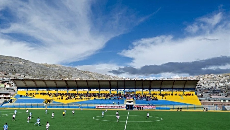 Estadio de fútbol más alto del mundo. 
