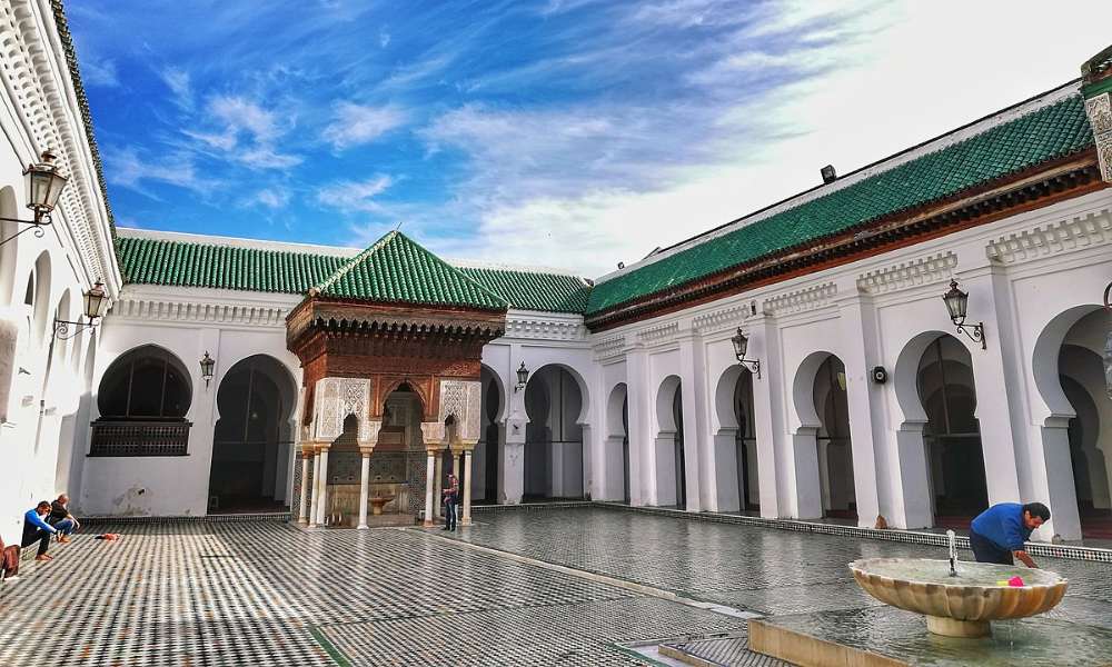 Universidad más antigua del mundo: uno de los patios internos de la Universidad de Al Qarawiyyin.