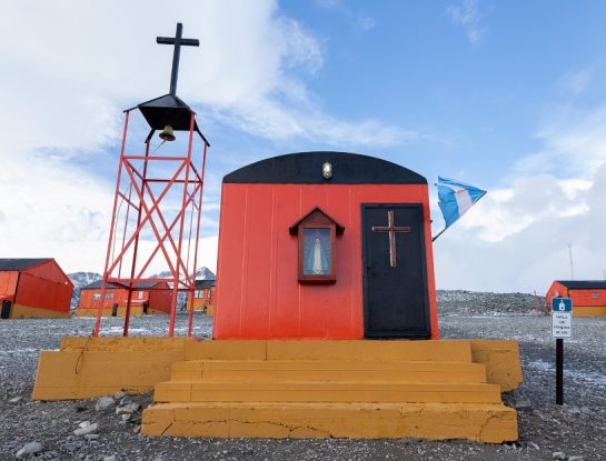 ¿Sabías que Argentina construyó la primera iglesia de la Antártida?