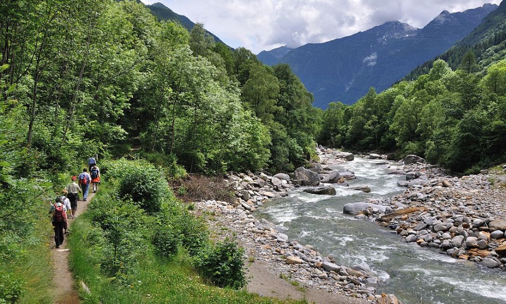 Montañas que rodean al río más limpio del mundo. 