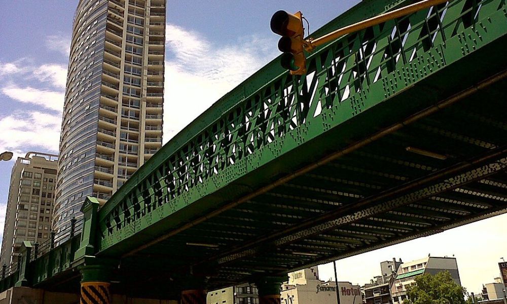 Estructura del Puente Pacífico de la Ciudad de Buenos Aires. 