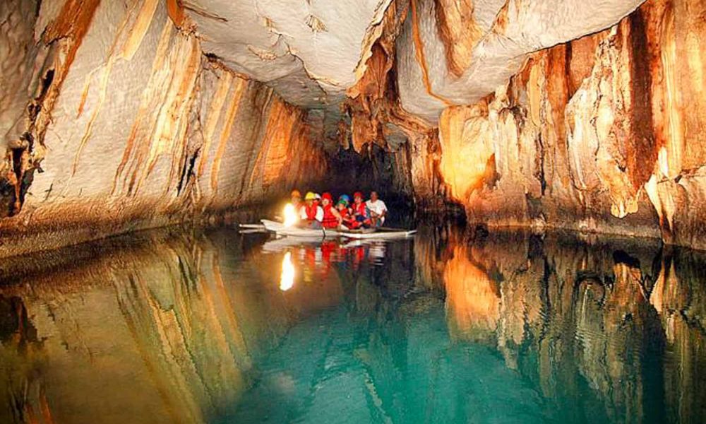 Parque Nacional del río subterráneo de Puerto Princesa por dentro, en Filipinas