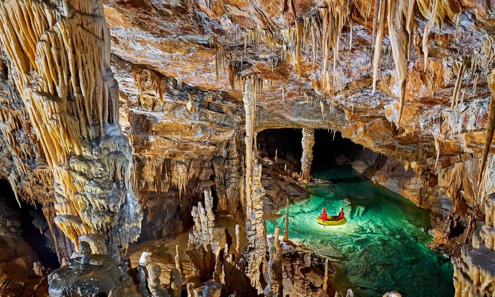 Karst evaporítico y cuevas en los Apeninos septentrionales - Patrimonio de la Humanidad por la UNESCO
