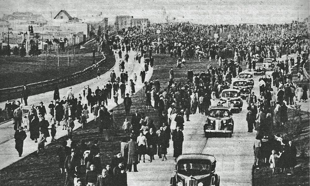 Inauguración de la Avenida General Paz en 1941.