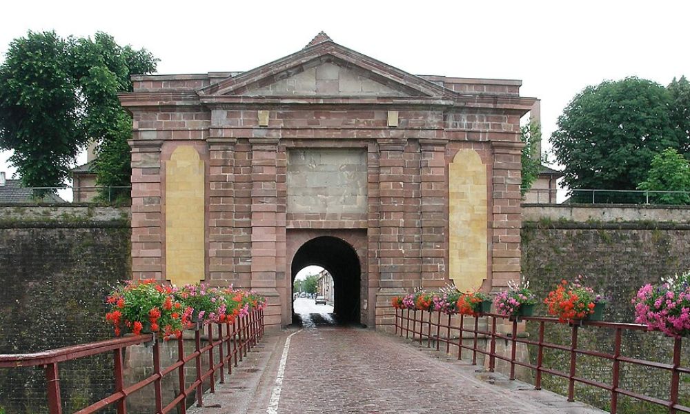 Uno de los accesos a Neuf-Brisach.