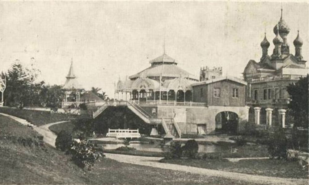 Lago del Parque Lezama, actual anfiteatro. Buenos Aires. Año 1900.