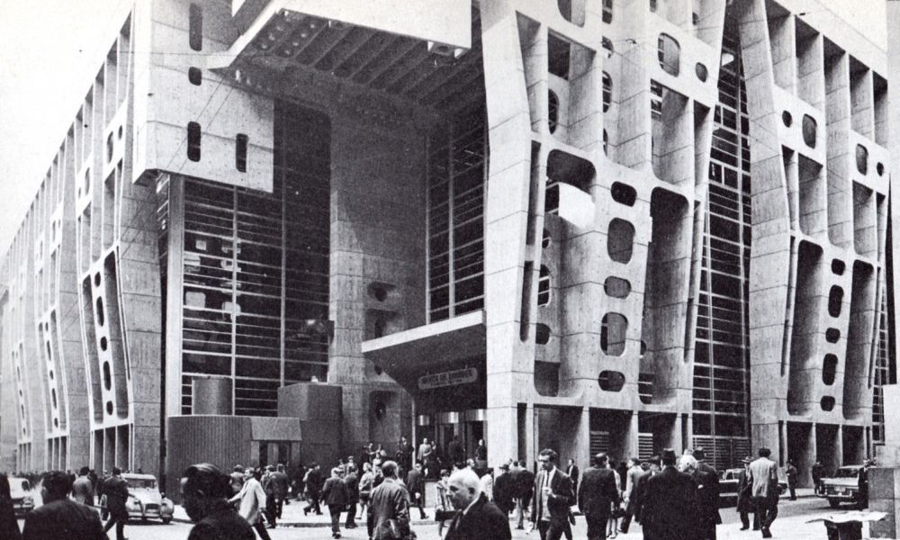 Foto antigua de la ex sede central del Banco de Londres y América del Sur. 