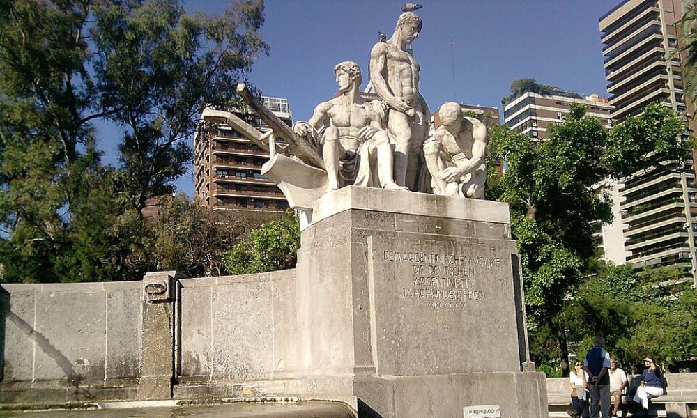 Detalles del diseño de la fuente Riqueza Agropecuaria Argentina.