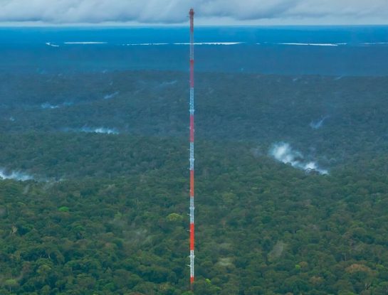 Torre Alta del Amazonas: la increíble construcción de 325 metros de altura que se esconde en Brasil