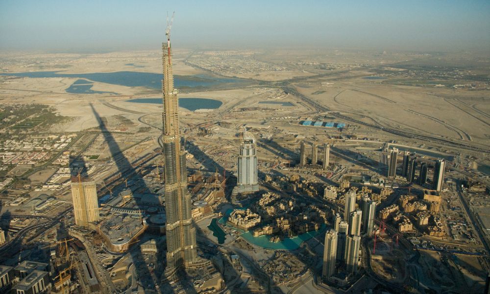 Burj Khalifa en construcción. 