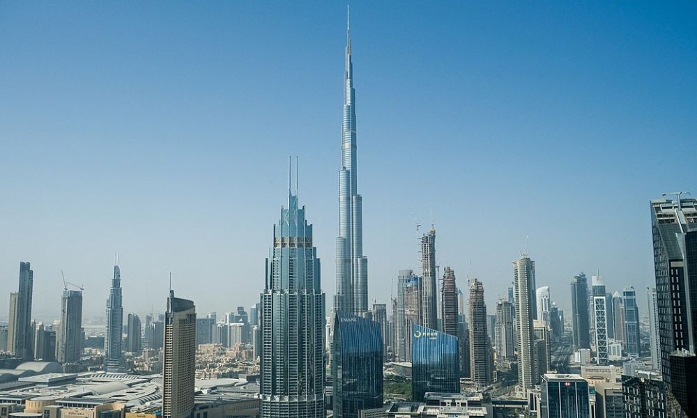 Vista panorámica que incluye al Burj Khalifa.