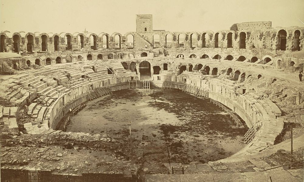 El anfiteatro en 1874.