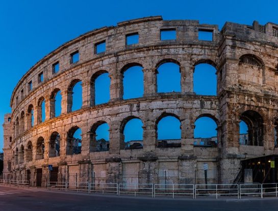 Arena de Pula: el llamativo anfiteatro romano de Croacia que conserva todas sus torres