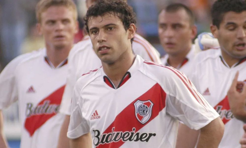 3 de agosto - Javier Mascherano debuta en River Plate