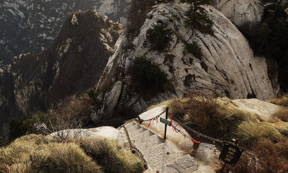 Sendero de la montaña sagrada del taoísmo, en China