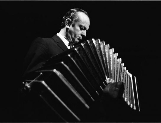 Astor Piazzolla, el astro musical que hizo enojar a los defensores del tango clásico