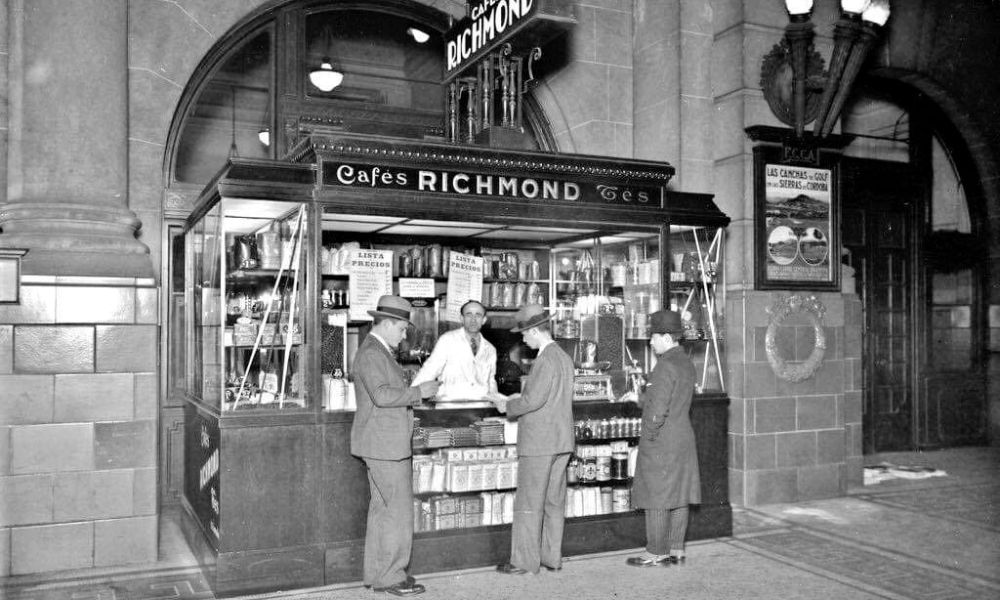 Cafetería de la estación del Ferrocarril Central Argentino