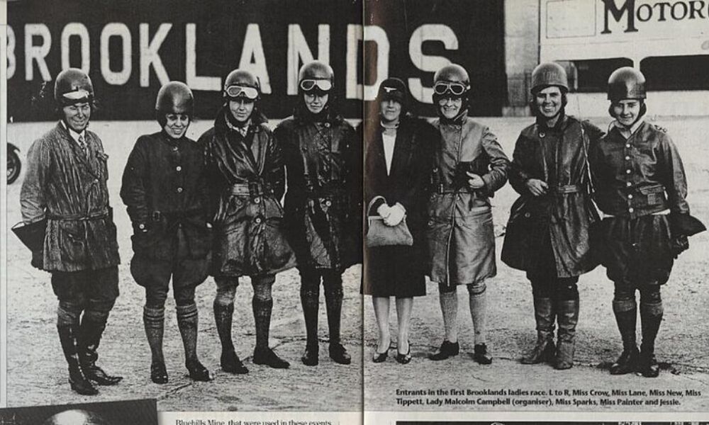 circuito de brooklands primera competencia de mujeres piloto autos