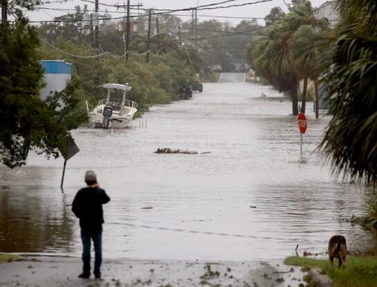 Debby: el feroz huracán que avanzó sobre Estados Unidos y destrozó numerosas ciudades 