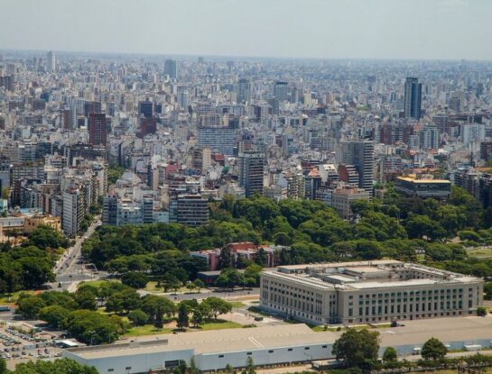 ¿Cuál es la comuna más pequeña de la Ciudad de Buenos Aires? 