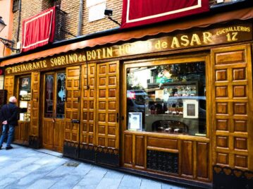 restaurante sobrino de botín fachada exterior