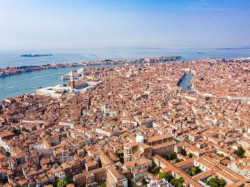 Venecia, la ciudad italiana construida sobre pilotes de madera