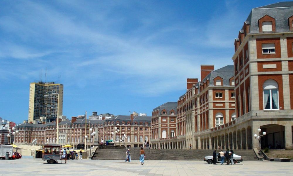 Casino Central de Mar del Plata, junto al Gran Hotel Provincial y la rambla. 