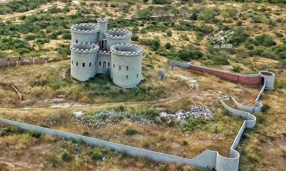 Toma aérea del Castillo de Bivar.