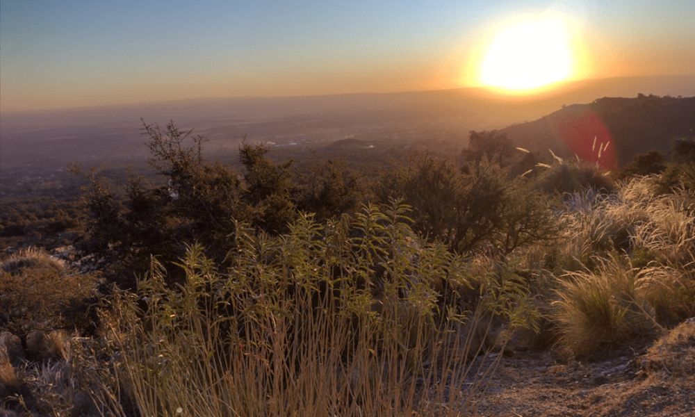 El Sol en las Sierras de Comechingones. 